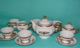  Porcelánová čajová souprava OMAR-vyrobená z kvalitního Karlovarského porcelánu.