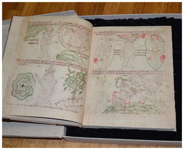 VELISLAVOVA BIBLE vydalo nakladatelství Archa 90